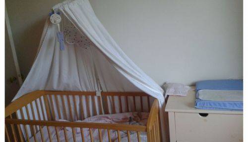 Donne flèche de lit enfant en métal