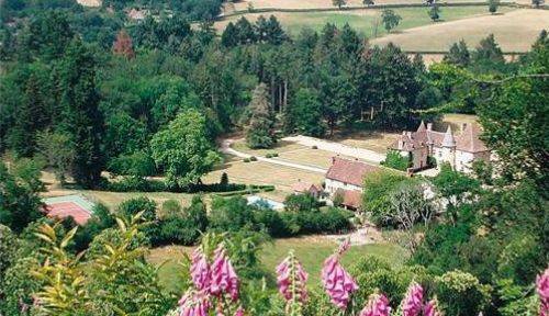 Loue gîte 6/8 couchages, piscine, tennis, pêche, Bourgogne sud, La Tagnière (71)