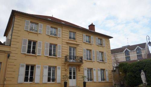 Loue chambres (22m²) dans résidence Antony