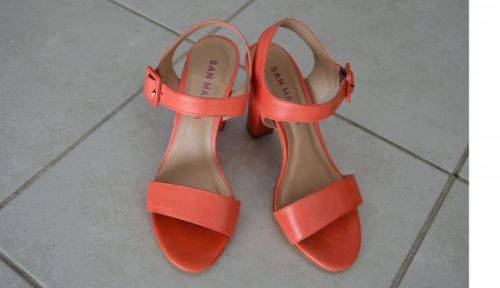 Sandales couleur corail taille 37