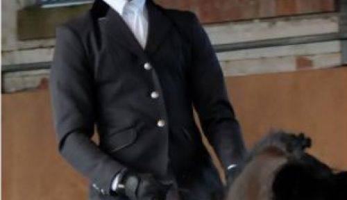 Vends veste d’équitation concours 16 ans