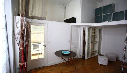 Studio atypique loué meublé (Wagram, Paris 17) 33m²