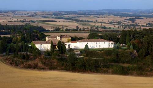 Loue propriété inoubliable - proche Castelnaudary - 13 appartements