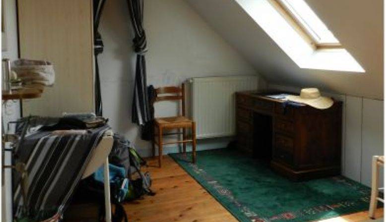 RENNES Loue chambre pour étudiante, quartier Jeanne d’Arc - 13m²
