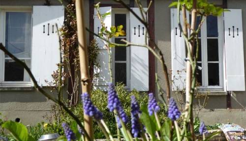 Loue maison 50m² prox. Centre ville / piano, parking/ familles
