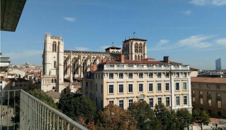 Loue appartement - 62m² - Métro Vieux Lyon