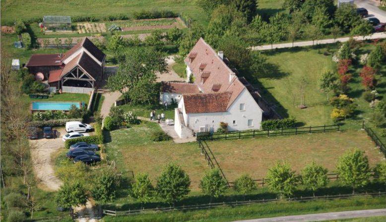Loue belle et grande maison 5kms Loches (37) 15 personnes - piscine privée