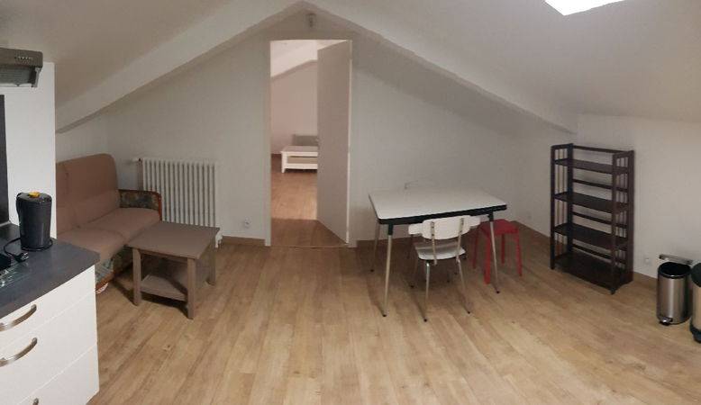 Loue chambre en colocation dans appartement - 38m² - chambre dans une colocation de 80m²