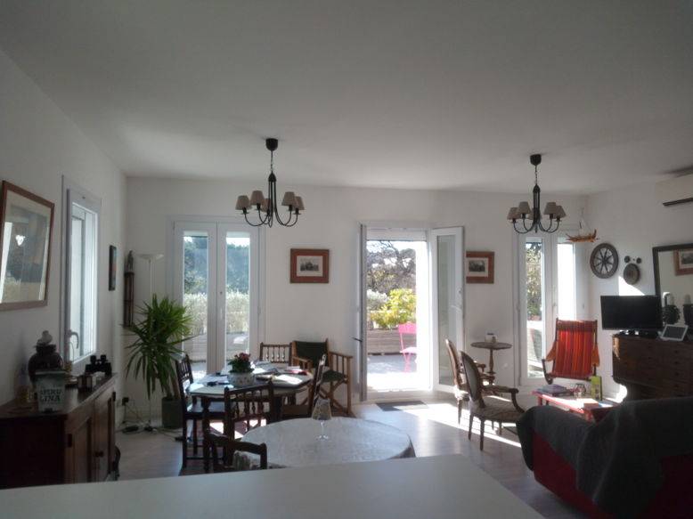 Appartement Toulon Cap Brun, vue imprenable, 10 min à pieds plage. 6 couchages