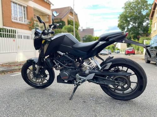 KTM Duke 125 abs - 20800 km - 2014