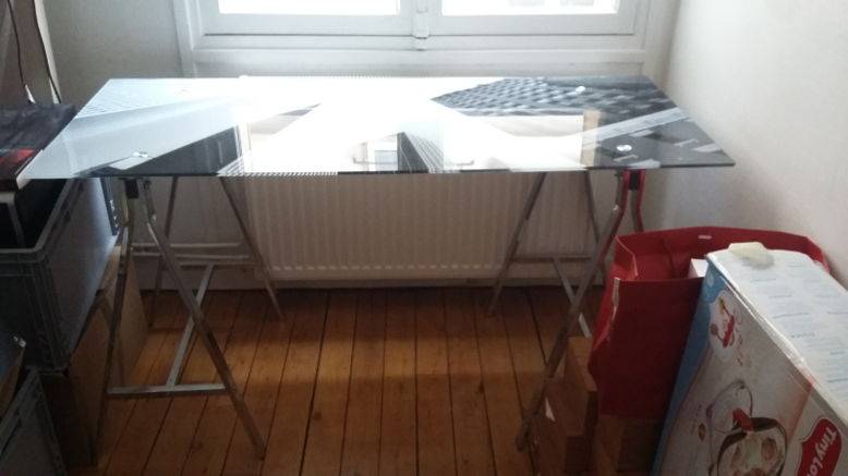 Vends bureau verre