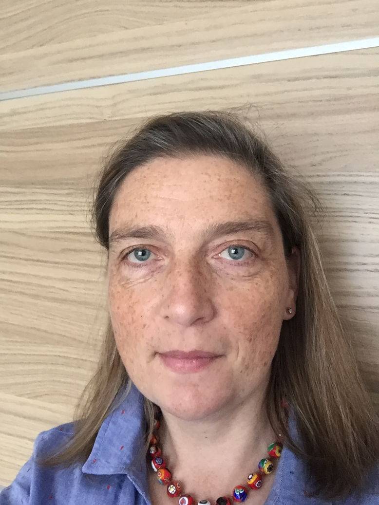 Valérie F.