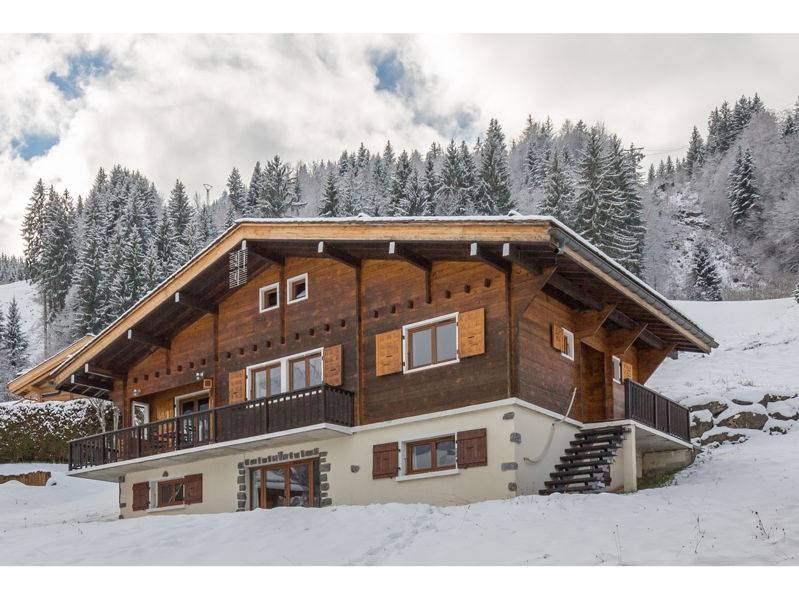 Loue chalet à La Clusaz (74), proche piste, 10 couchages
