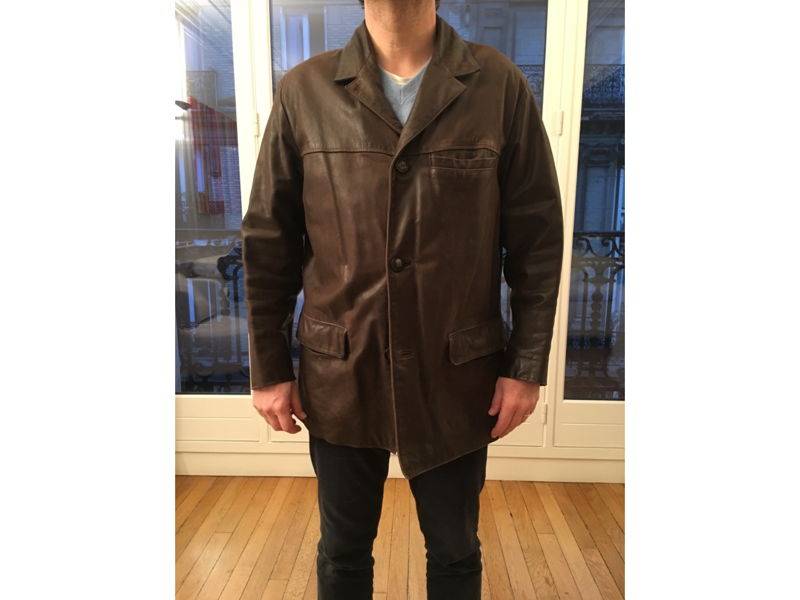 Vends Sur-veste en cuir marron Taille L de chez Zara