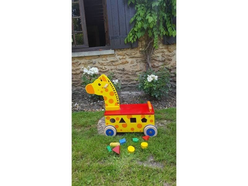 Vends 2 très beaux jouets en bois
