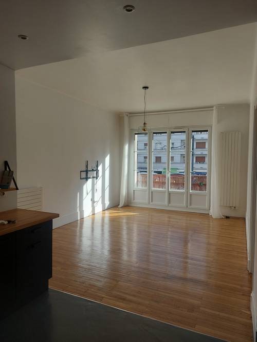 Loue appartement 65m²