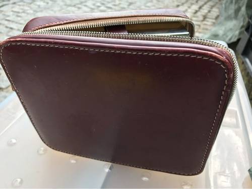 Trousse de toilette vintage en cuir