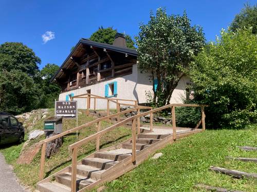 Loue grand chalet familial près de Chamonix, 20-22 personnes