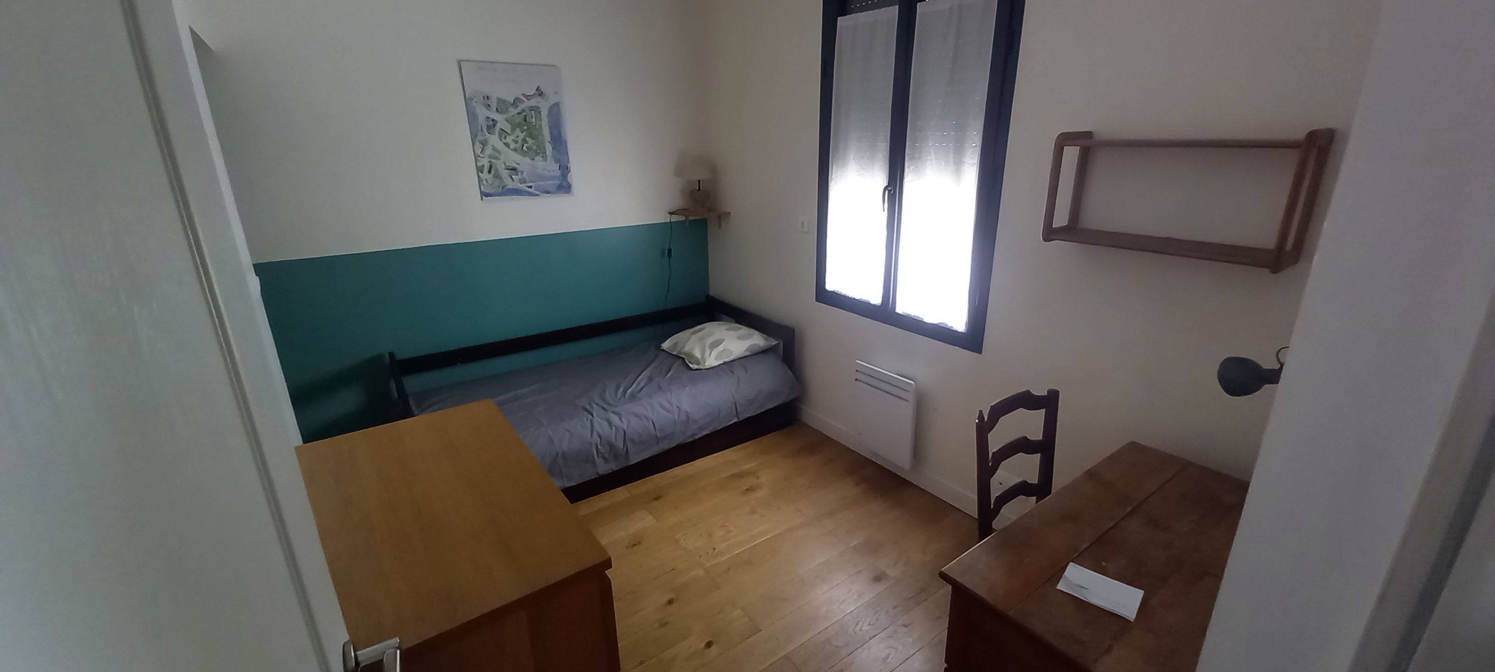 Loue chambre meublée idéal alternant, Bordeaux Barrière St Genès - 9m²