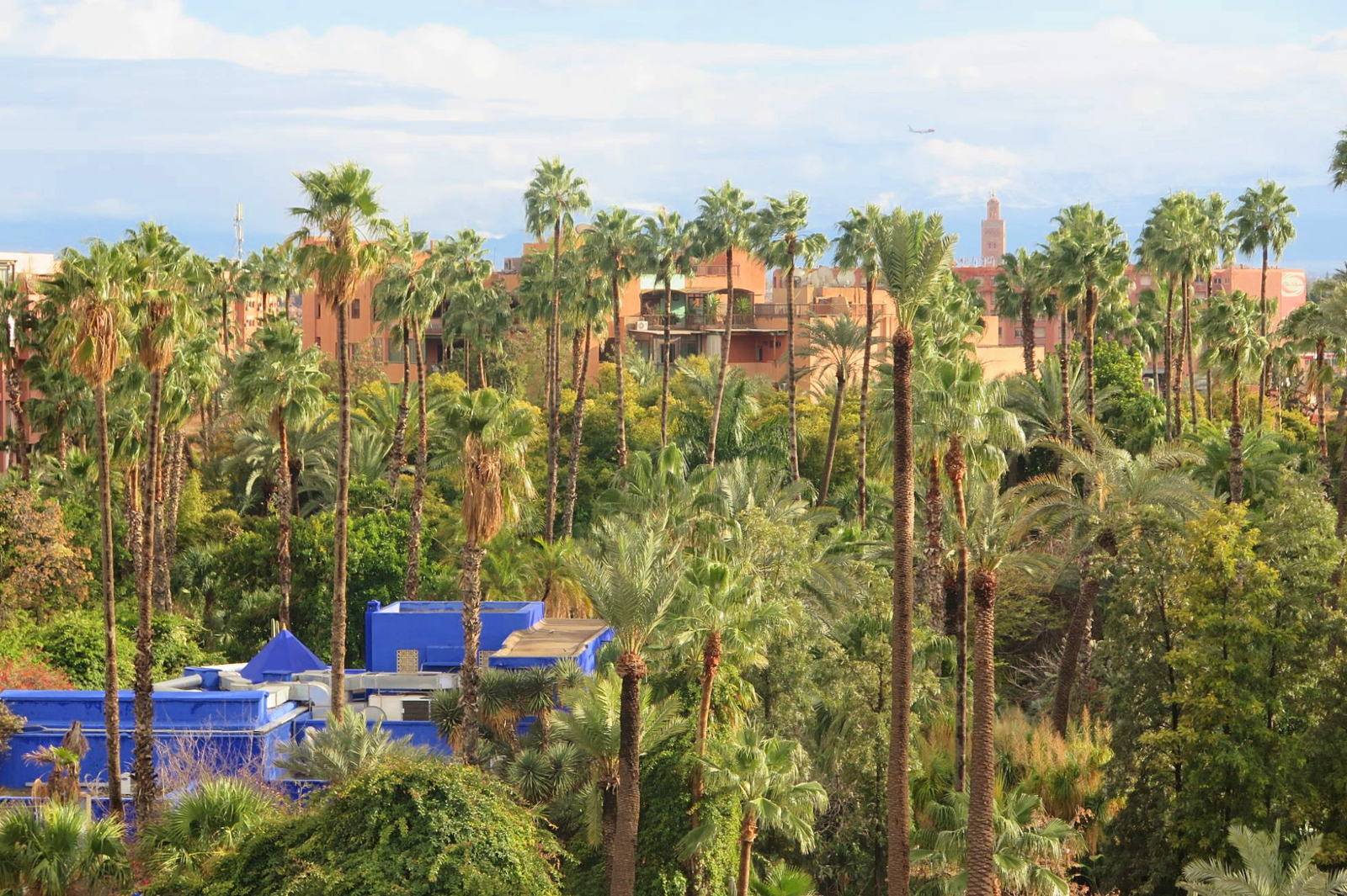 Marrakech : Loue appartement 110m² 5ème étage - Vue imprenable sur le jardin Majorelle et l’Atlas- 5 couchages