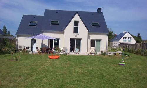 Loue maison près St Vaast La H. (Cotentin-50) 8-10 couchages - mer 70m