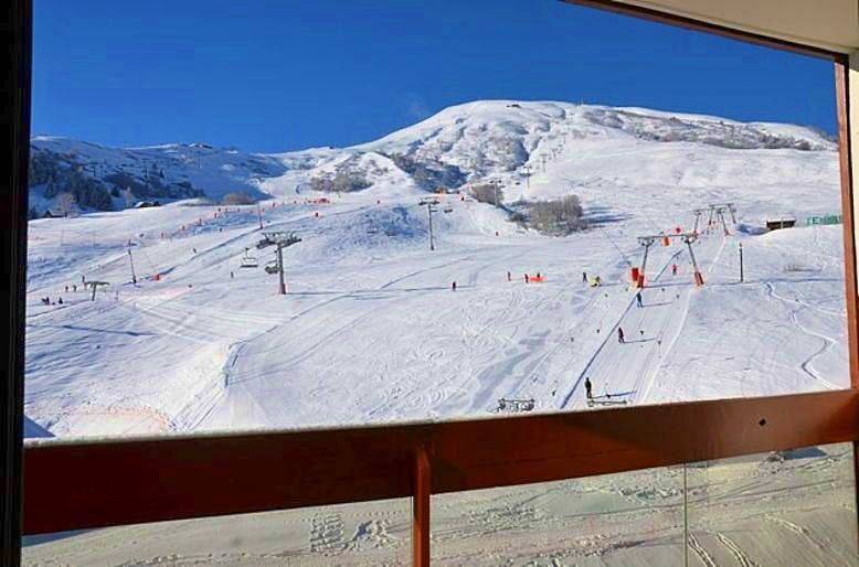 Loue appartement aux sybelles - 7 couchages pied des pistes plein sud - 3 ch