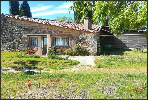 Loue charmante dépendance au cœur d’un vignoble, piscine, 2 couchages - entre Aix-en-Provence et le luberon - Rognes (13)