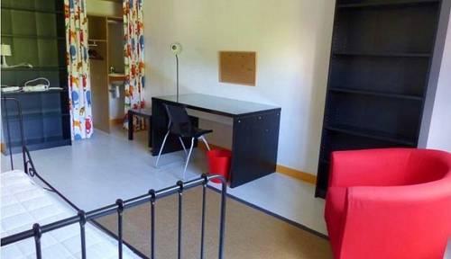 Loue 2 chambres meublées indépendantes à Nantes- Rond-Point de Paris