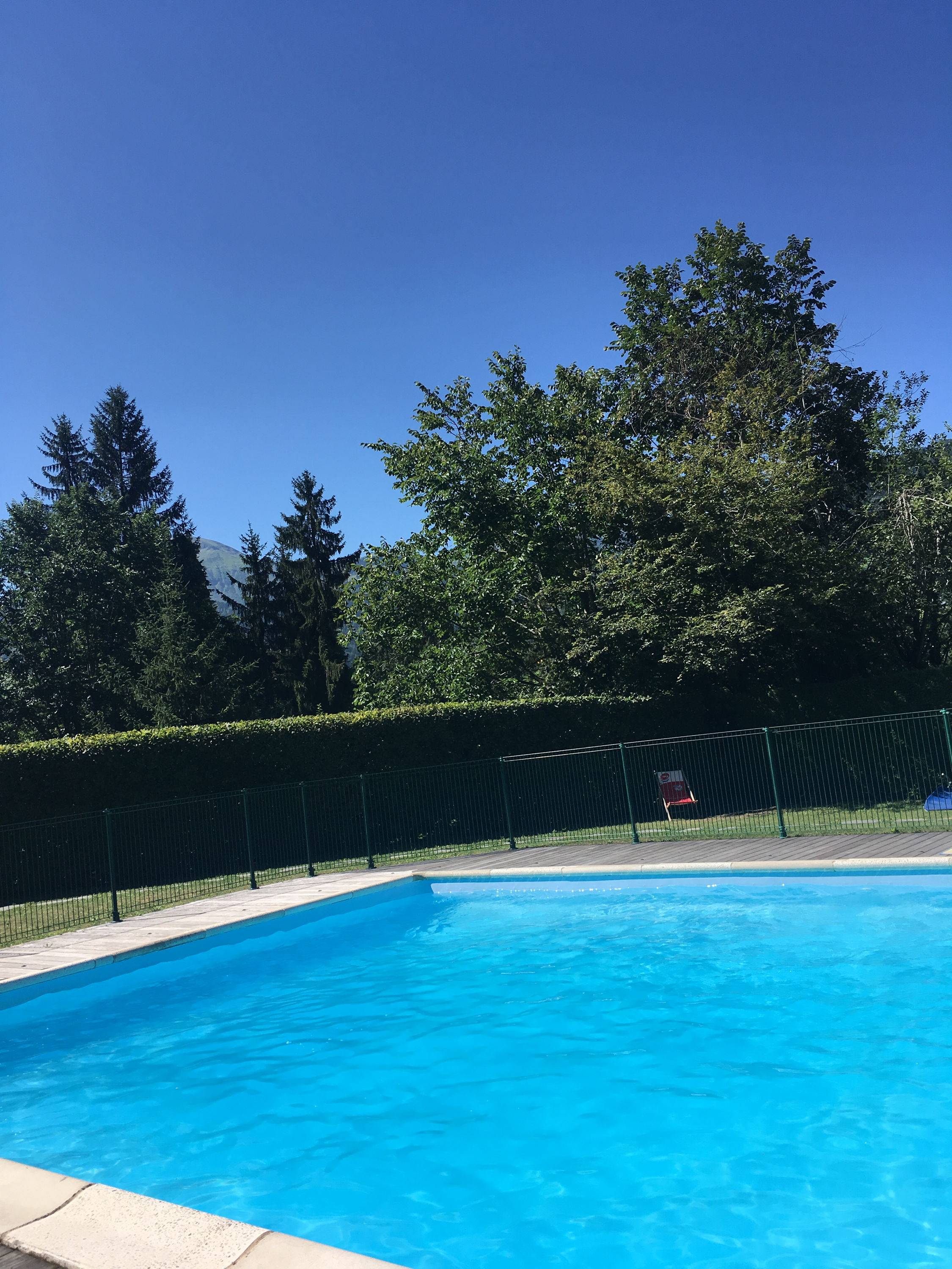 Loue appartement 80m² - 6 couchages - résidence standing avec piscine - Centre de Saint-Gervais-les-Bains (74)