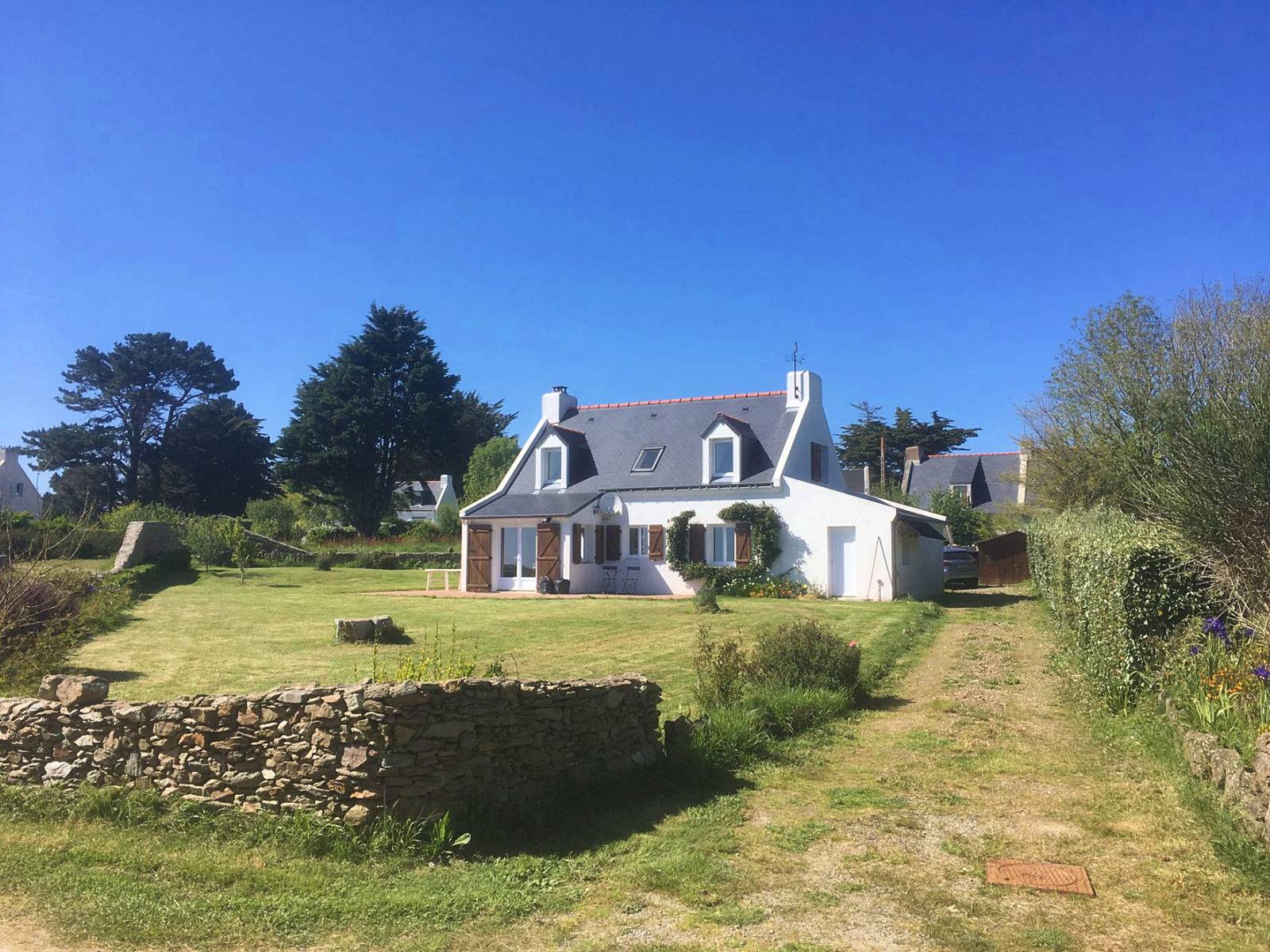 Loue maison à Belle Île en Mer, vue mer - 3 chambres - 8 couchages - Locmaria (56)