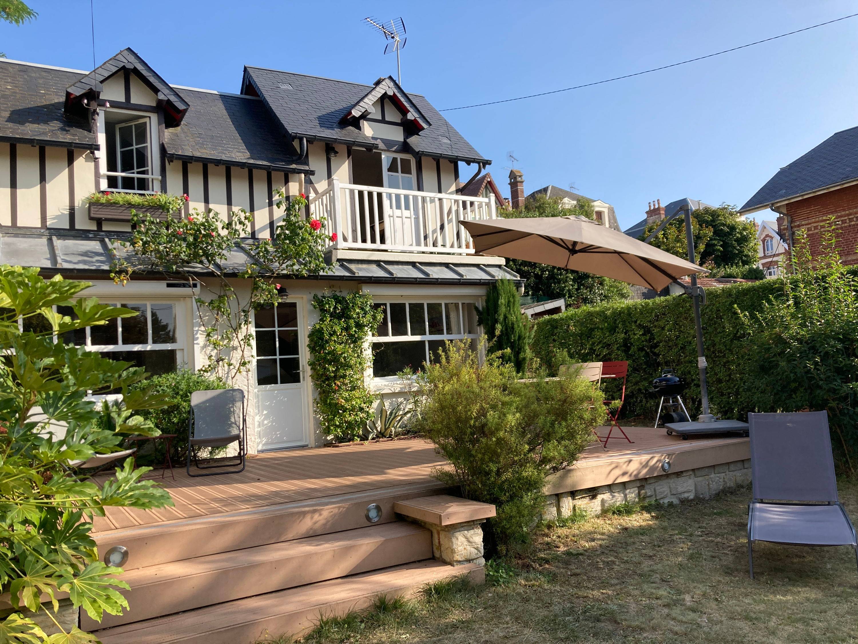 Loue villa centre de Cabourg, 100m de la plage, 8 couchages
