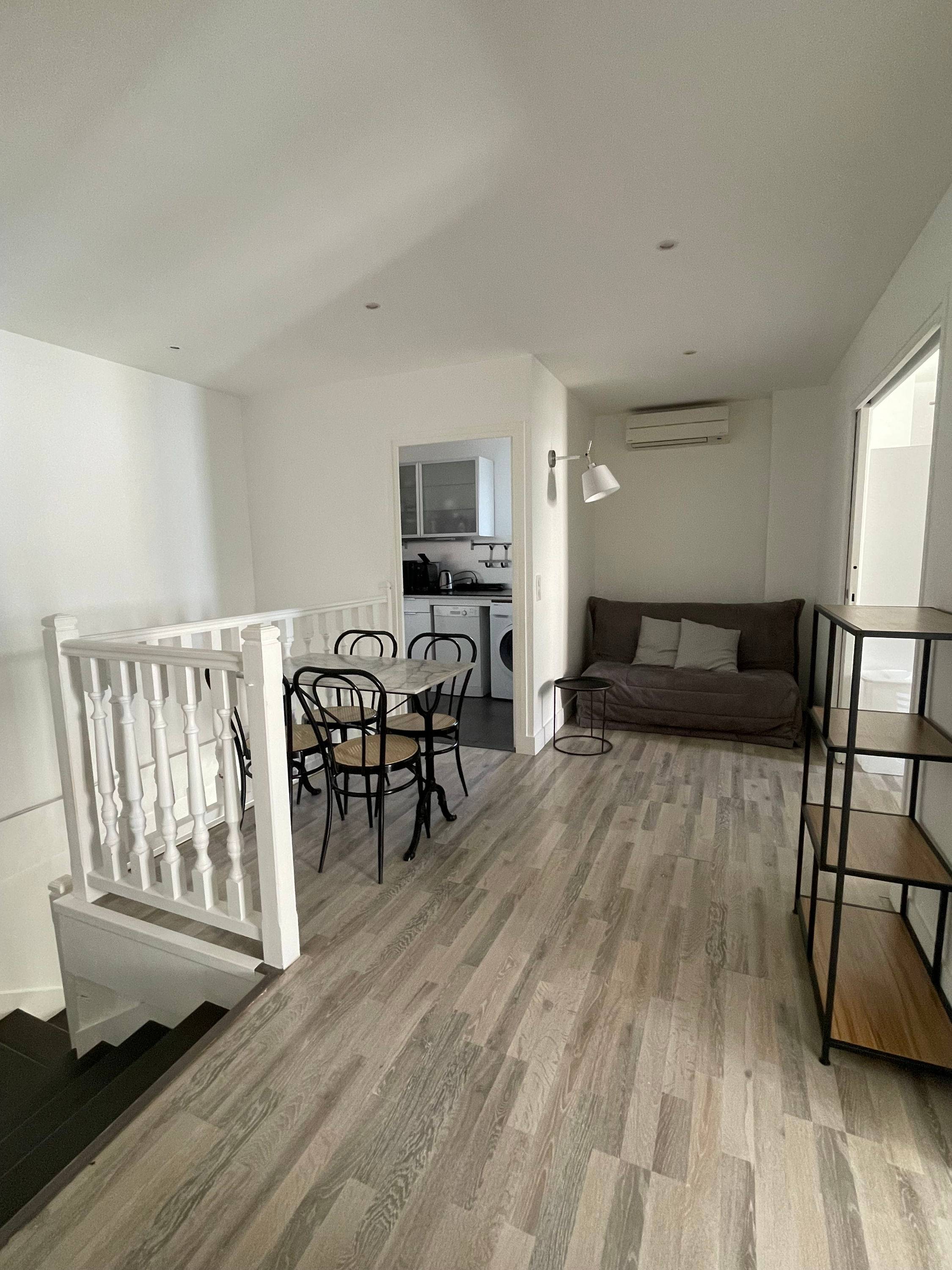 Loue chambre dans maison en colocation de 90m² à Ecully centre - 3 chambres