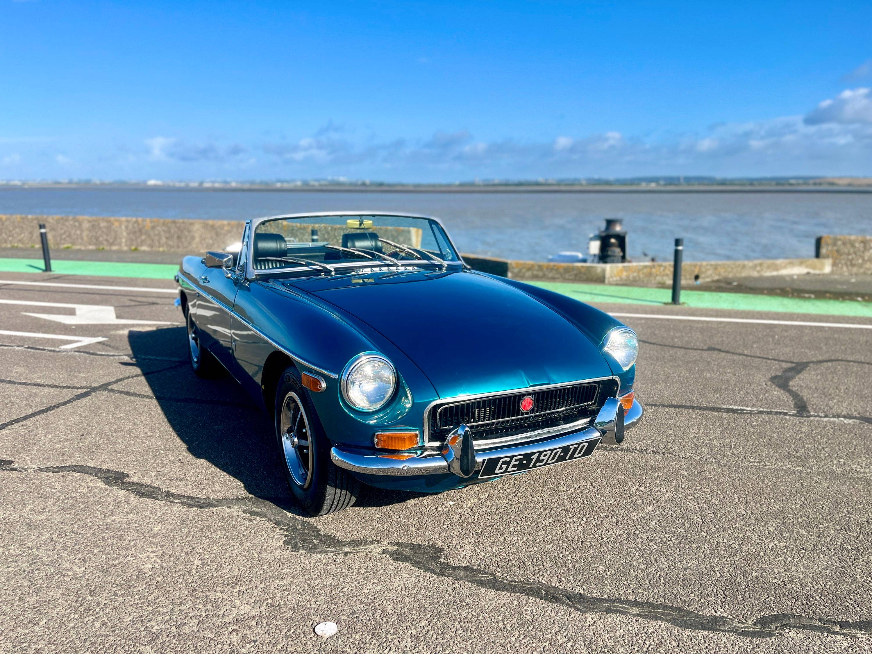 Vends Mg b - 1972