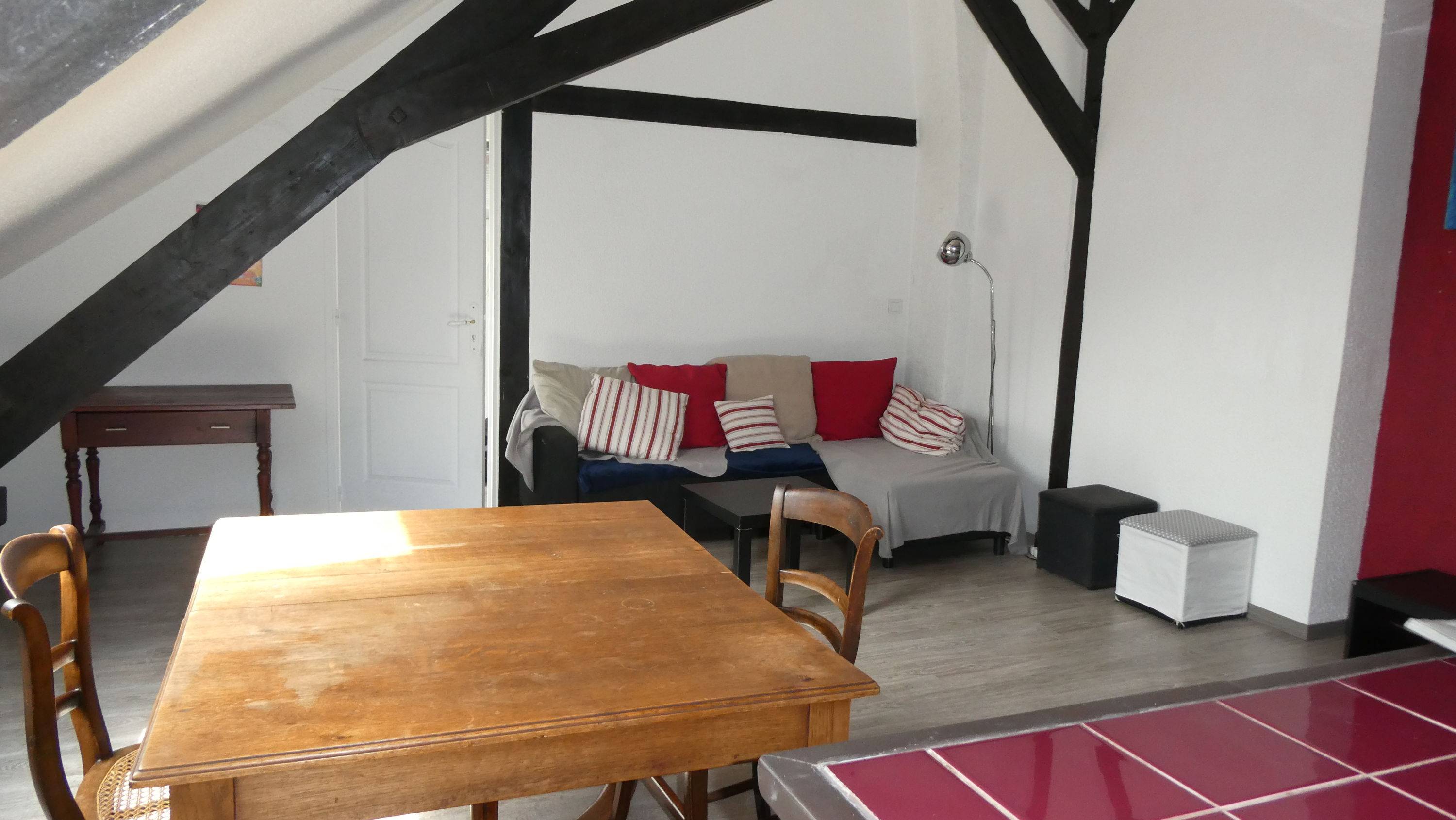 Loue appartement T2 meublé - 46m² - à Strasbourg, proche gare et petite France