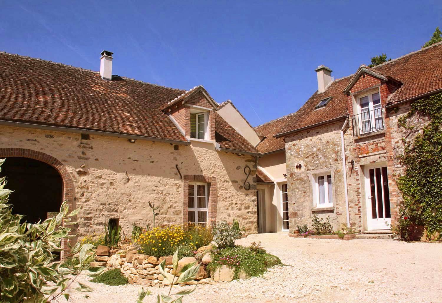 Loue chambres d’hôtes à la campagne - 13 couchages (77)