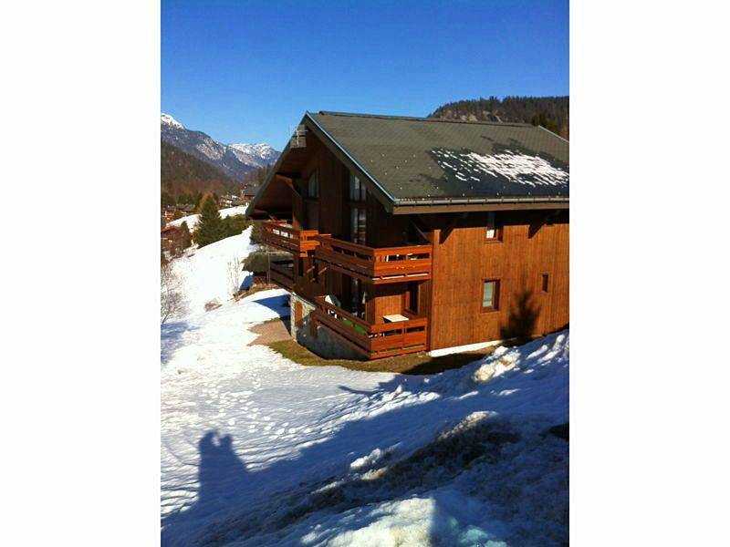 Loue appartement cosy duplex rénové et ensoleillé à La Clusaz - 8 couchages, 2 sdb, à 700m des pistes