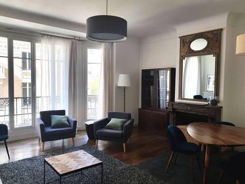 Loue grand 2 pièces meublé hyper centre de Reims 69m²