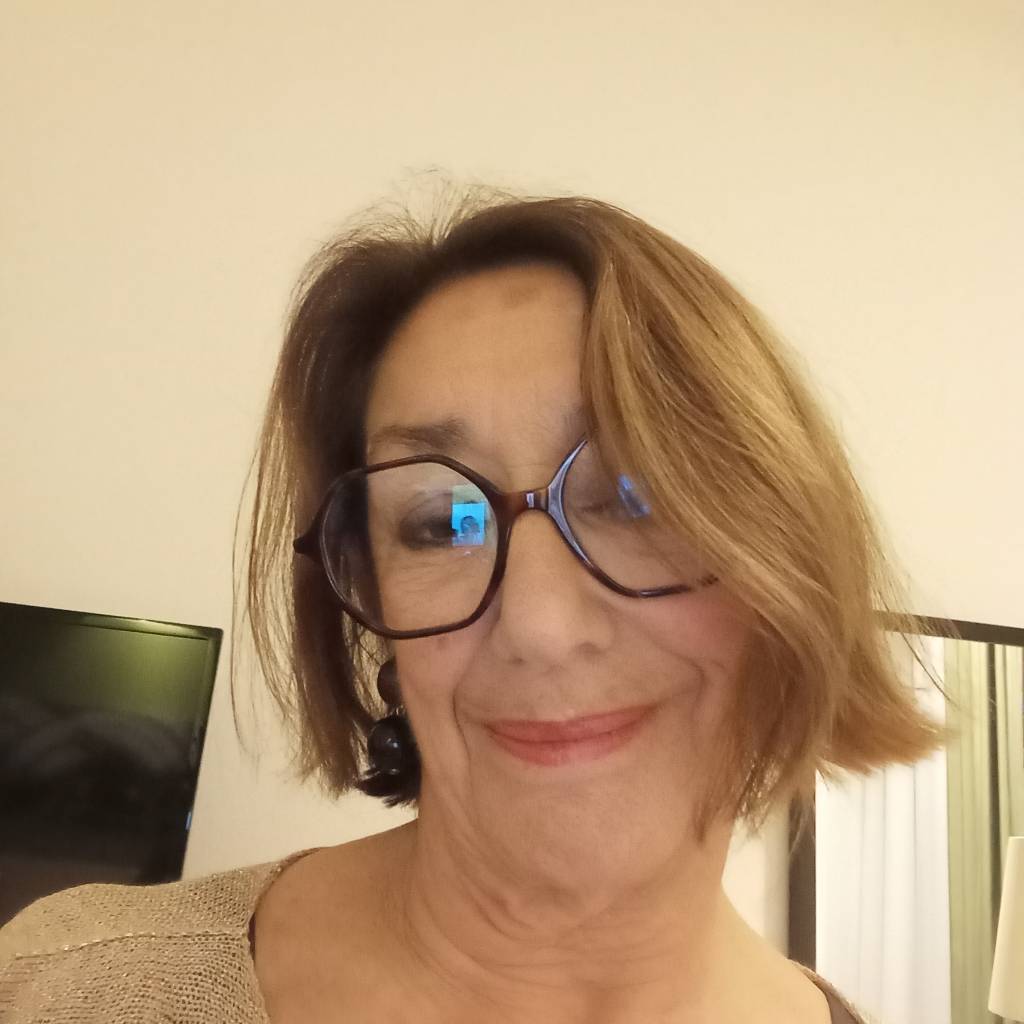 Carine T.