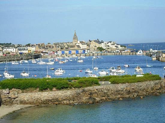 Propose 2 places pour covoiturage de Versailles à Morlaix ou de Versailles à Carnac et retour