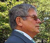 Arnaud de L.