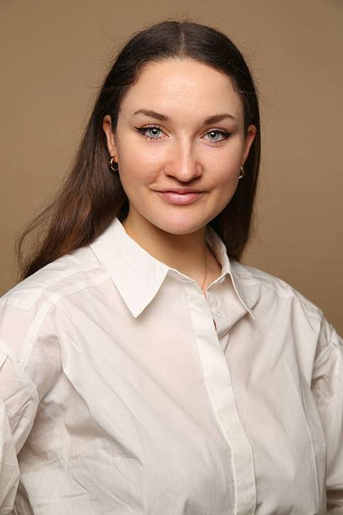 Étudiante à SciencesPo Paris propose cours particuliers/ aide aux devoirs - de niveau primaire à Terminale