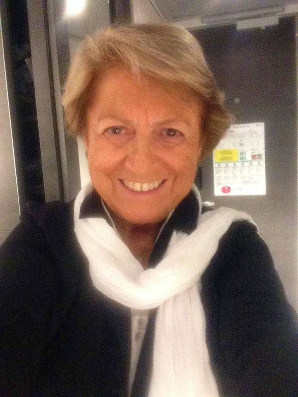 Anne-Élisabeth V.