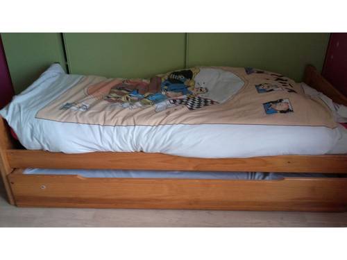 Vends 1 lit 1 personne