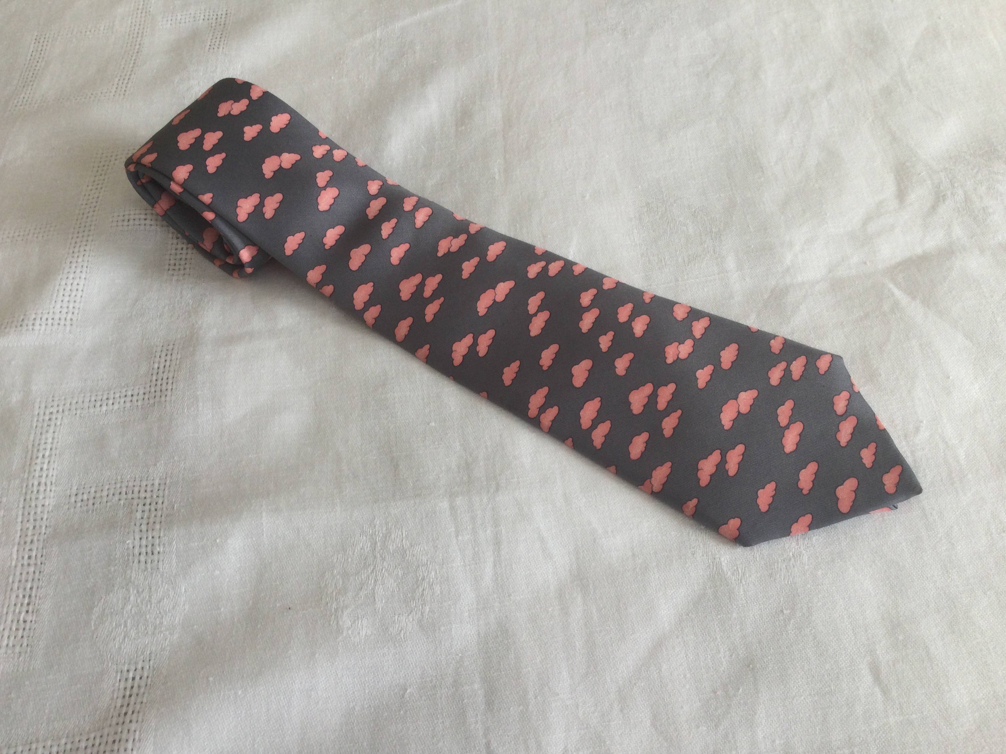 Vends cravate Hermès authentique 100% soie