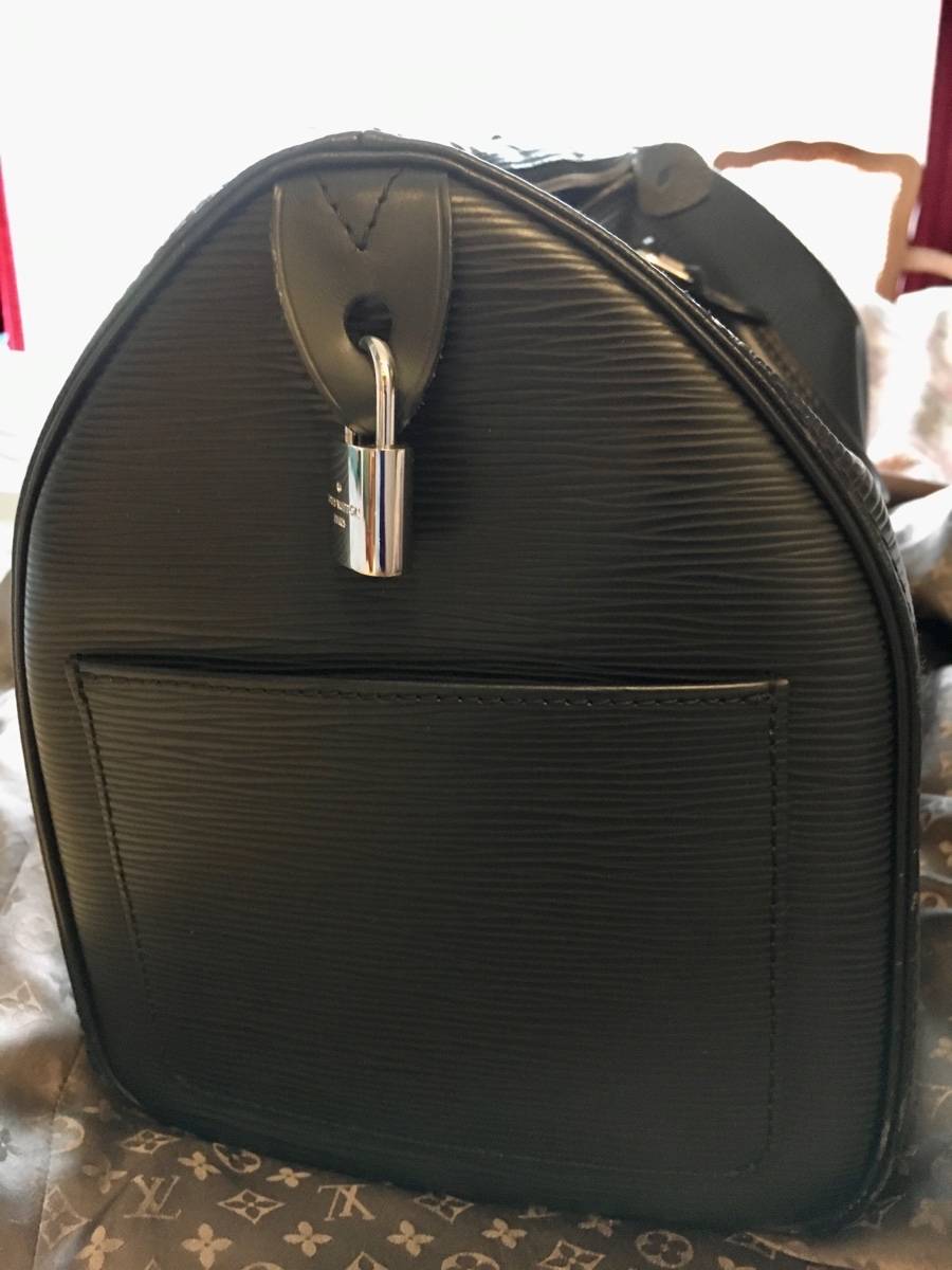 Sac Speedy Louis Vuitton épi noir avec housse, cadenas et facture