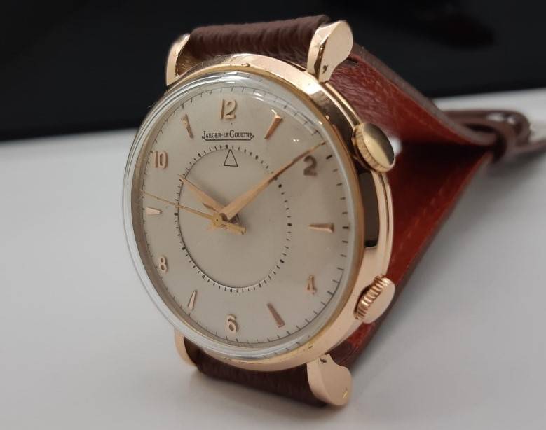 Jaeger Lecoultre Memovox en or 18K