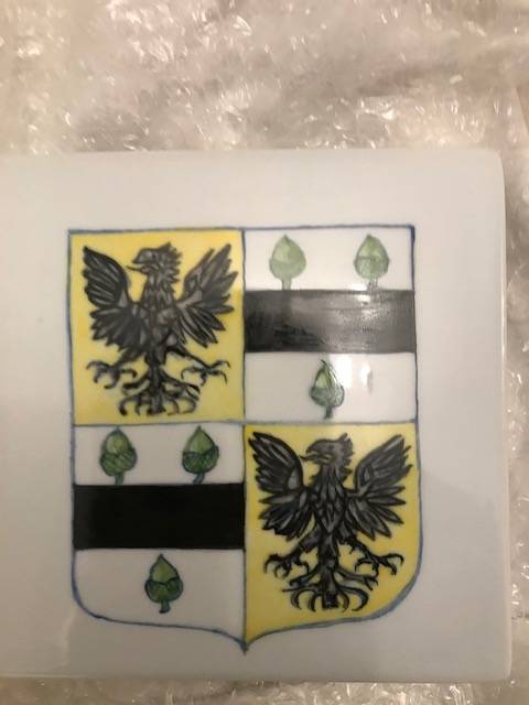 Peinture sur porcelaine à la demande : armoiries,propriété,mariage