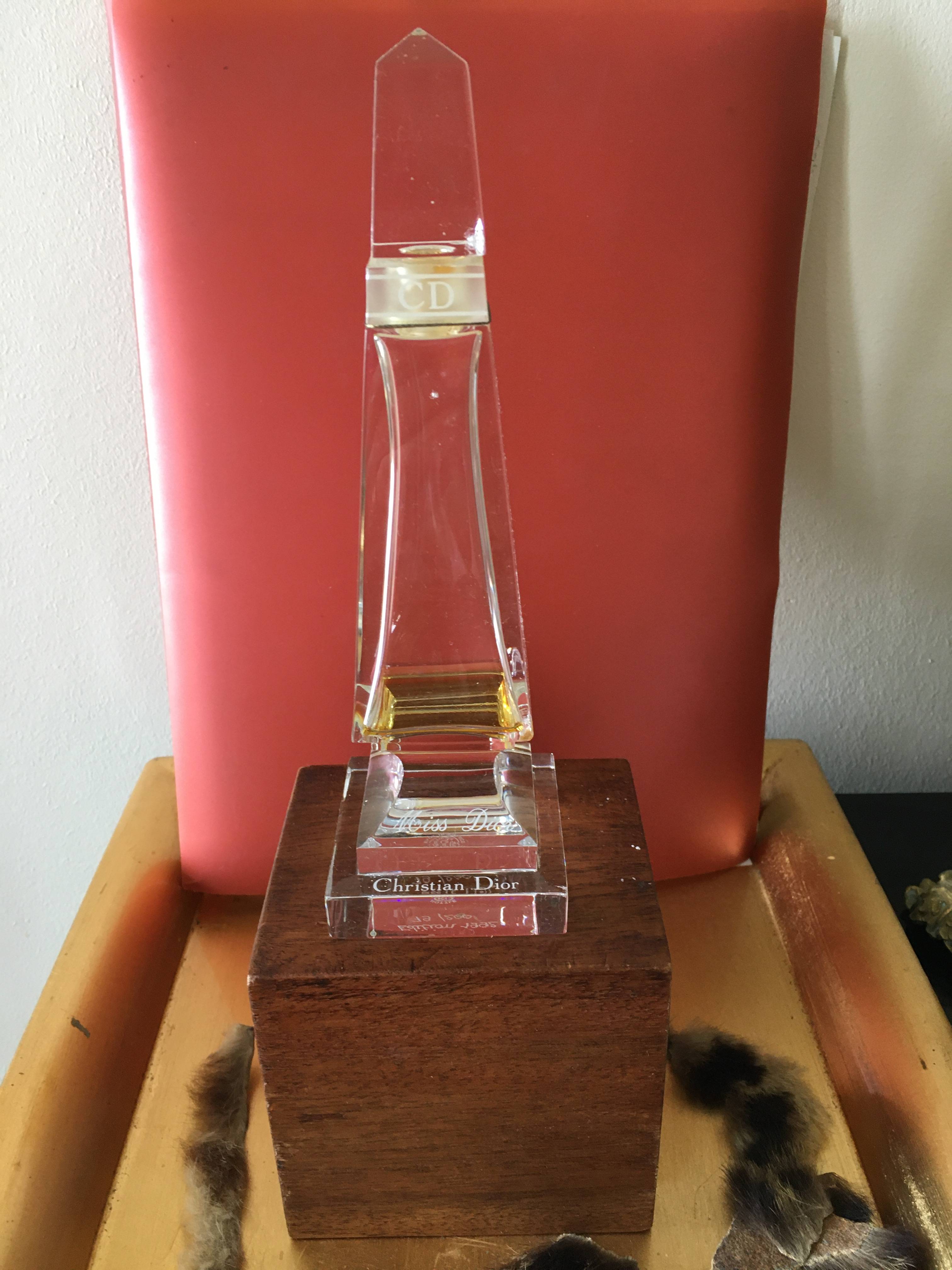 Flacon cristal Baccarat Miss Dior