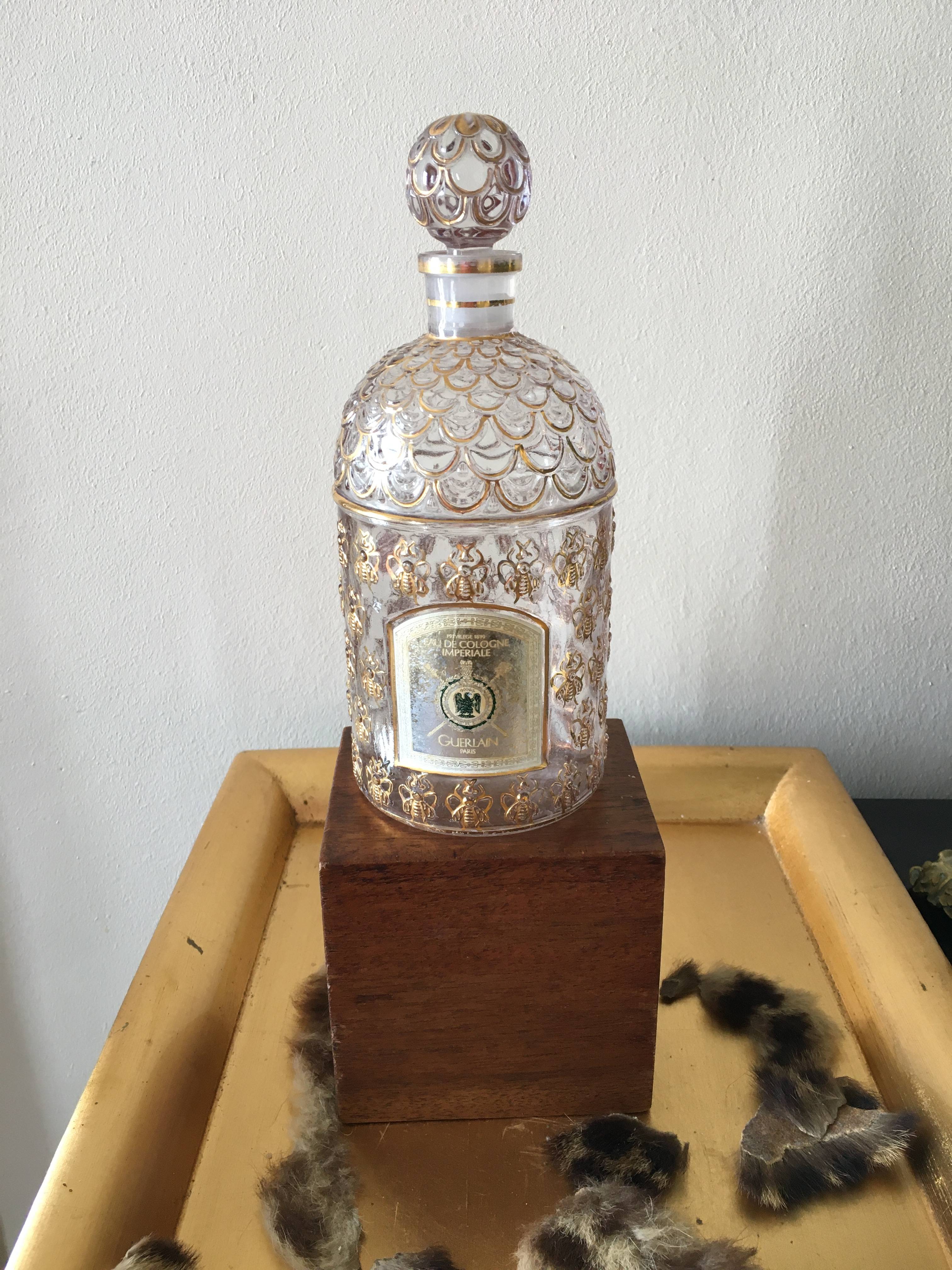 Flacon 250 ml abeilles dorées Guerlain