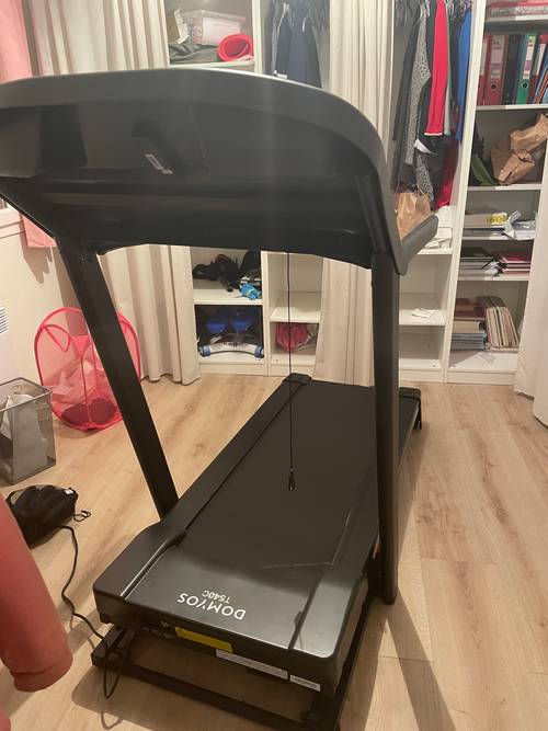 Vends tapis de course neuf T540C Décathlon
